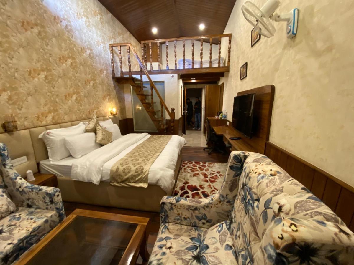 Royal Castle Hotel Kasol Exterior foto