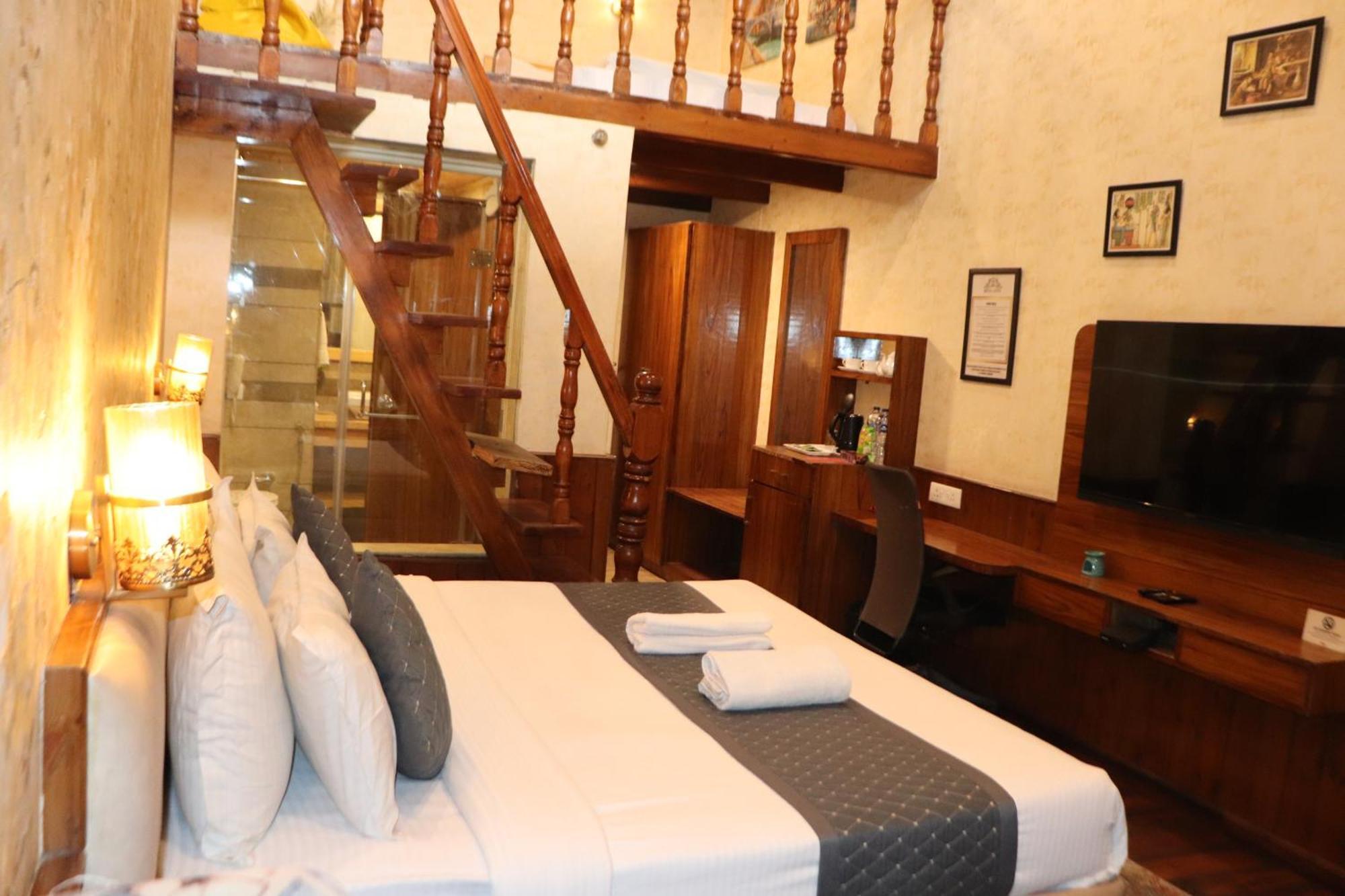 Royal Castle Hotel Kasol Exterior foto